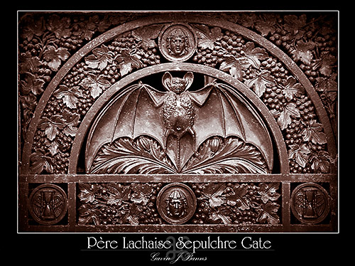Sepulchre Gate, Pere Lachaise Cemetery, paris photos, photography, france, city, capital