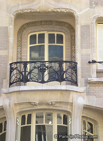 Cheri the movie, Michelle Pfeiffer balcony, guimard, paris