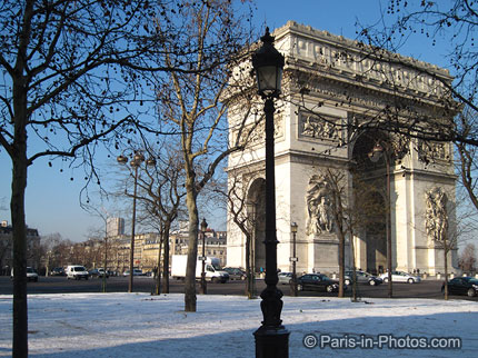 paris in snow, champs elysees, arc de triumph